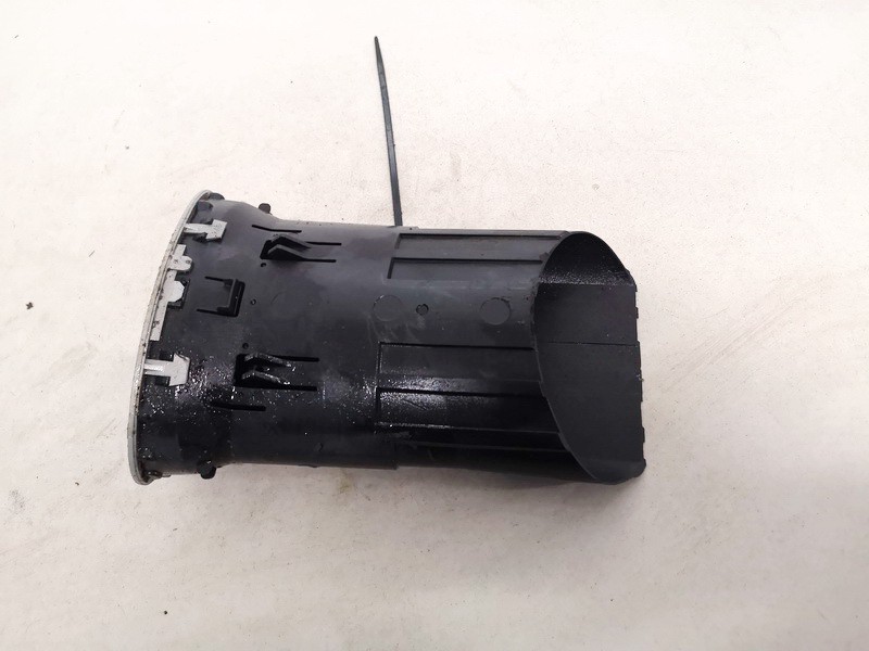 Rejilla Ventilación Aire Acondicionado THINCAN Para MK2 2005-2013 - Sustitución OEM 4M51-A014L21AD/ADC