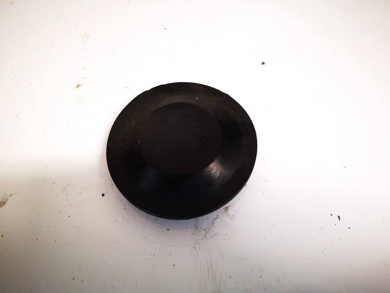 153874 Skoda Superb 2009 Ajovalon Polttimon Pölykansi - EDESSÄ