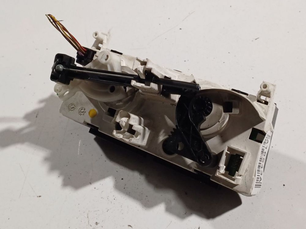 T1000220K Peugeot 308 2008 Heizungsbedienteil Klimabedienteil - Thumbnail 3