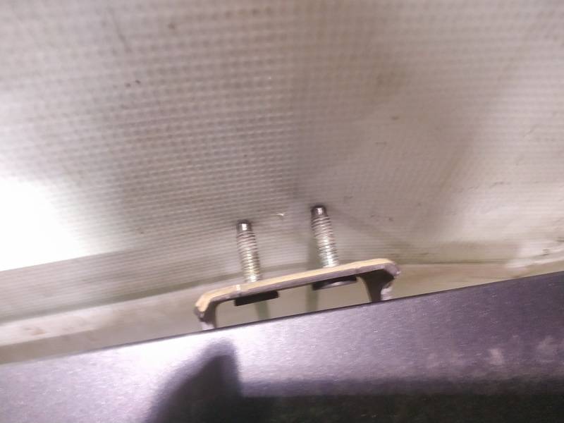 Volvo V50 2005 Zawias tylnej klapy - TYLNE PRAWE