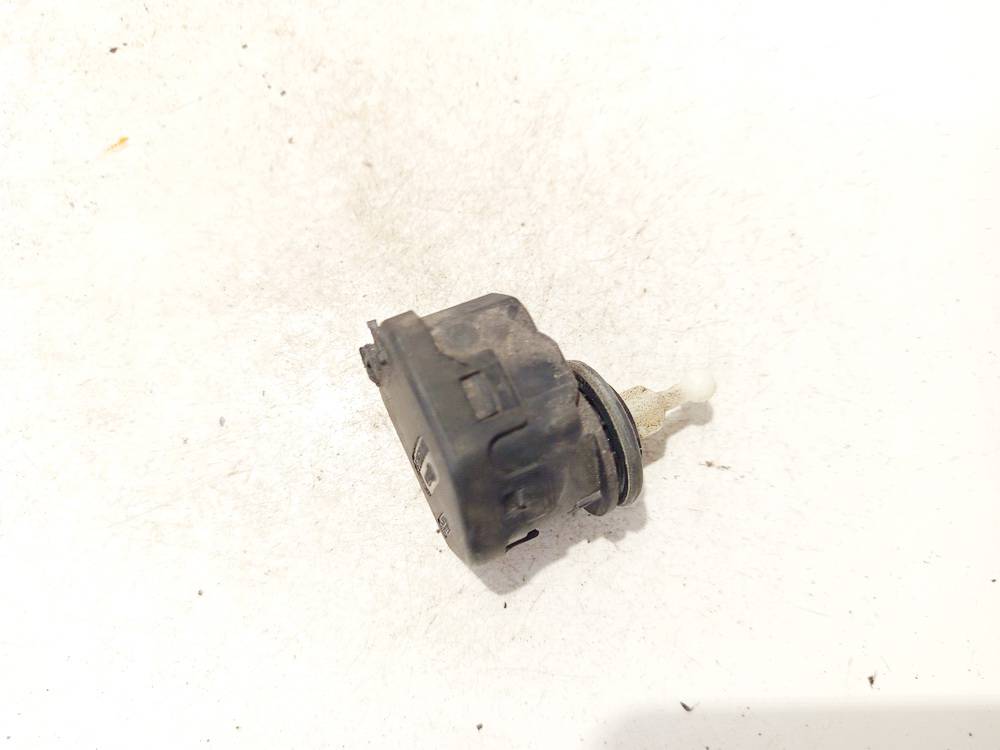 1J0941295C Volkswagen Golf 1999 Headlighth Levell Range Adjustment Motor