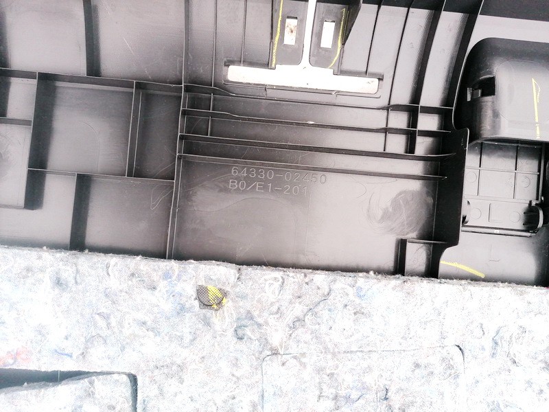 6433002450 Toyota Corolla 2009 Boot Cover - Thumbnail 3