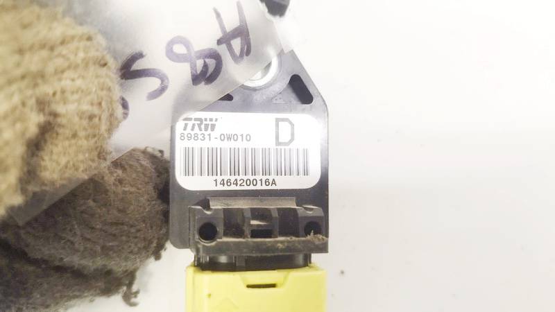 898310W010 Toyota Corolla Verso 2004 Srs Airbag crash sensor - Thumbnail 3