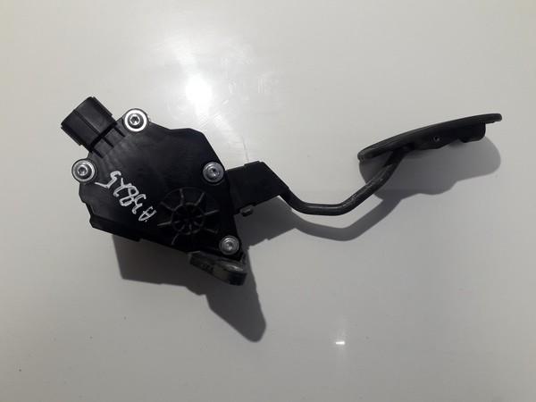 7811053010 Lexus IS - CLASS 2006 Elektroniczny pedał przyspieszenia