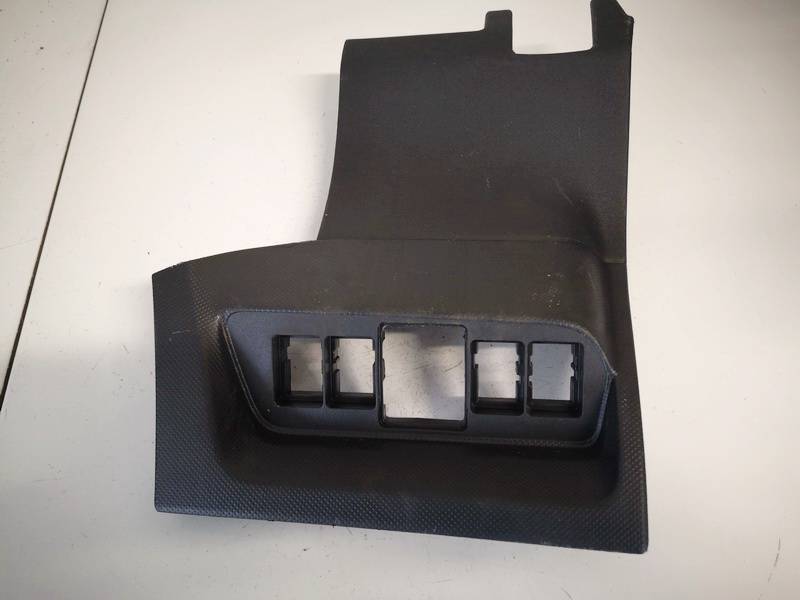 5554502010 Toyota Auris 2007 Interior trim