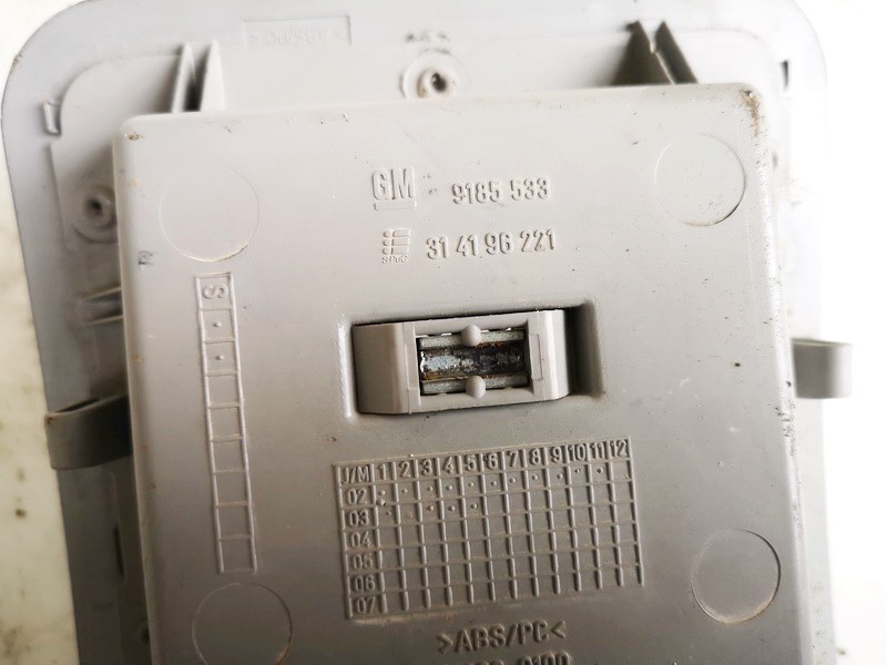 9185533 Opel Signum 2003 Interior trim - Thumbnail 3