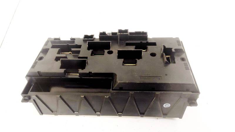 923442101 BMW 5-Series 2010 Fuse box - Thumbnail 2