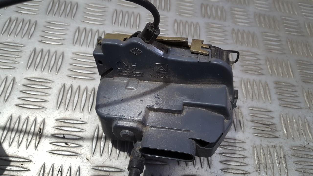 80611AV600 Nissan Primera 2005 Zamek drzwi - PRZEDNIE LEWE