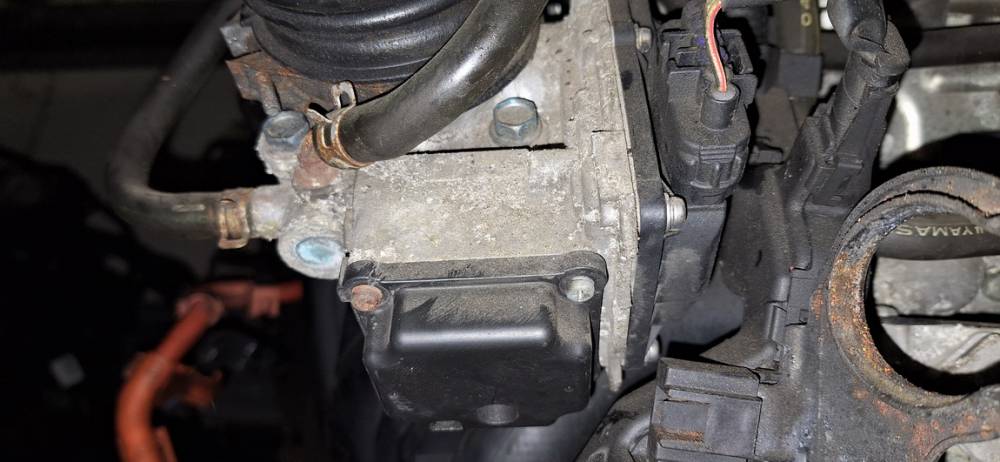 Honda Civic 2008 Suurella Virtaamalla Varustettu Kaasuläpän