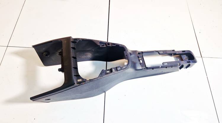 3M71A045B55AF Mazda 2 2006 Center console
