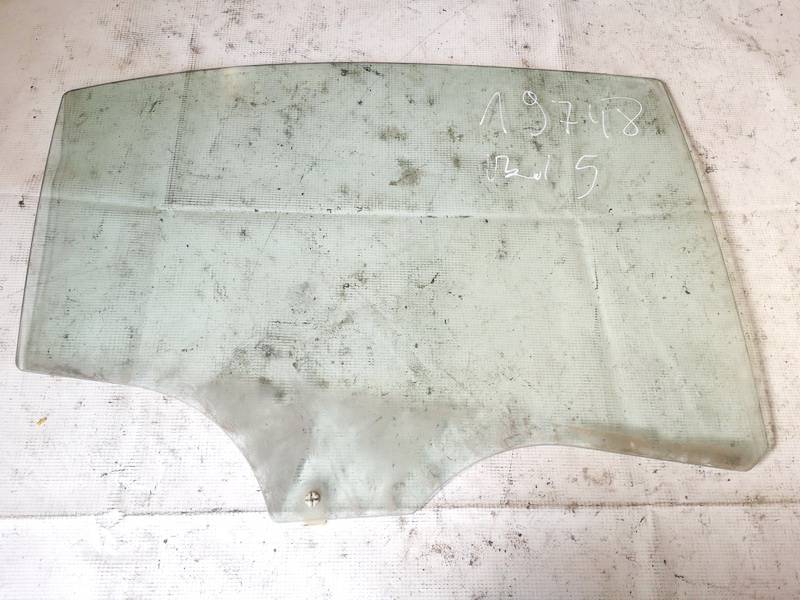 Mazda 6 2003 Durvju stikls - AIZMUGURE PA LABI