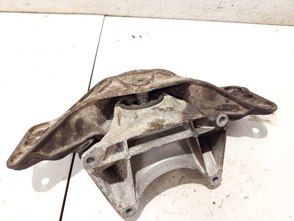 6759680 BMW 7-Series 2002 SOPORTE MOTOR - Soporte de montaje del motor (Usadas) - Thumbnail 2