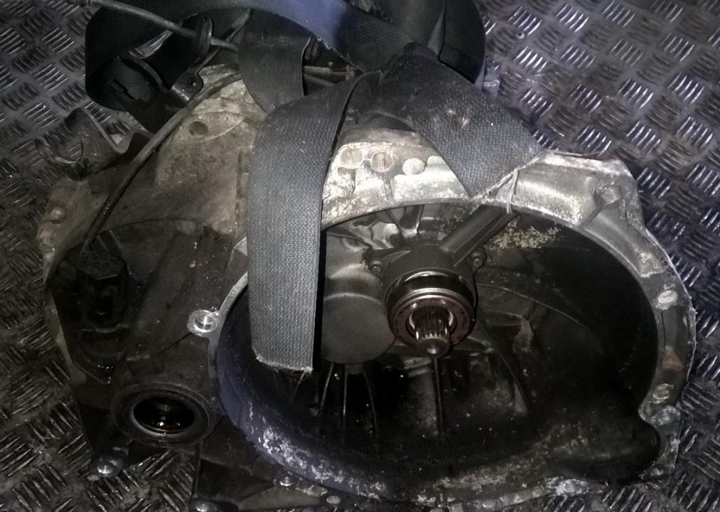 XS4R7F096CB Ford Focus 2003 Gearbox