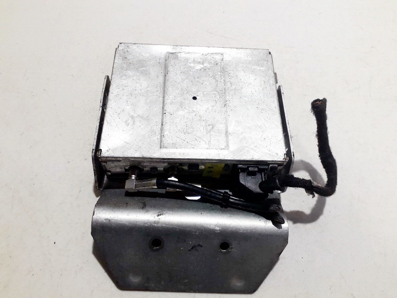 4D0919894A Audi A8 1997 Navigacijos kompiuteris