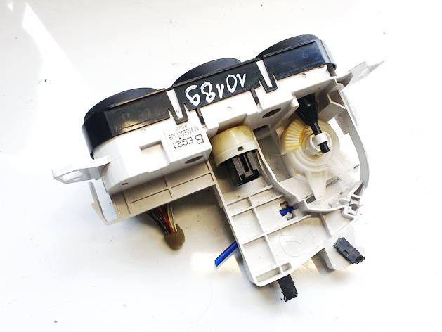 M1900EG21J09 Mazda CX-7 2007 Climate Control Panel (heater control switches) - Thumbnail 3