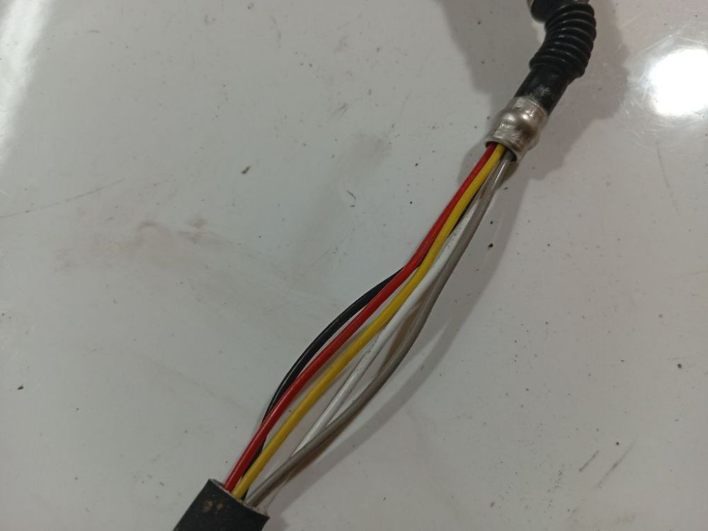 Cadillac SRX 2004 Liambda zondas, 5 laidai, BALTA GELTONA JUODA PILKA RAUDONA - Thumbnail 4