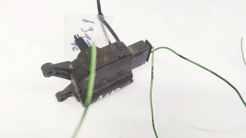 0132801373 Volkswagen Crafter 2006 Peciuko sklendes varikliukas