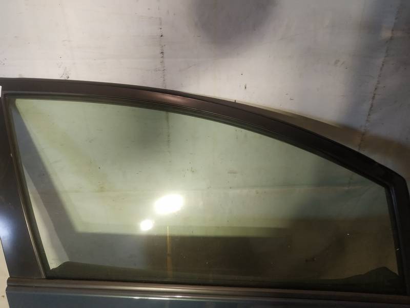 AS2 Toyota Auris 2007 Oven lasi - EDESSÄ OIKEALLA