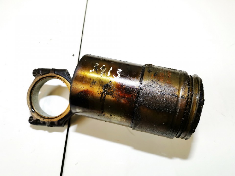 LCJ100610 Rover 75 2000 Piston and Conrod (Connecting rod)