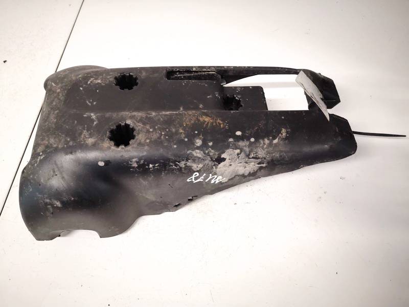 30680133 Volvo V50 2004 Vairolazdes apatine apdaila