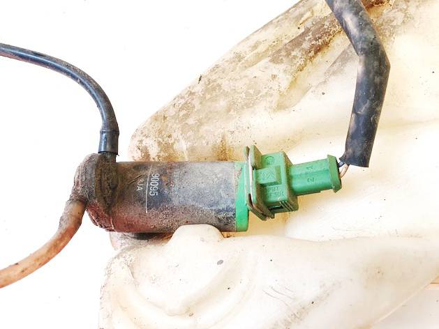90095 Peugeot 206 2003 Windshield Windscreen Washer Pump - Thumbnail 2