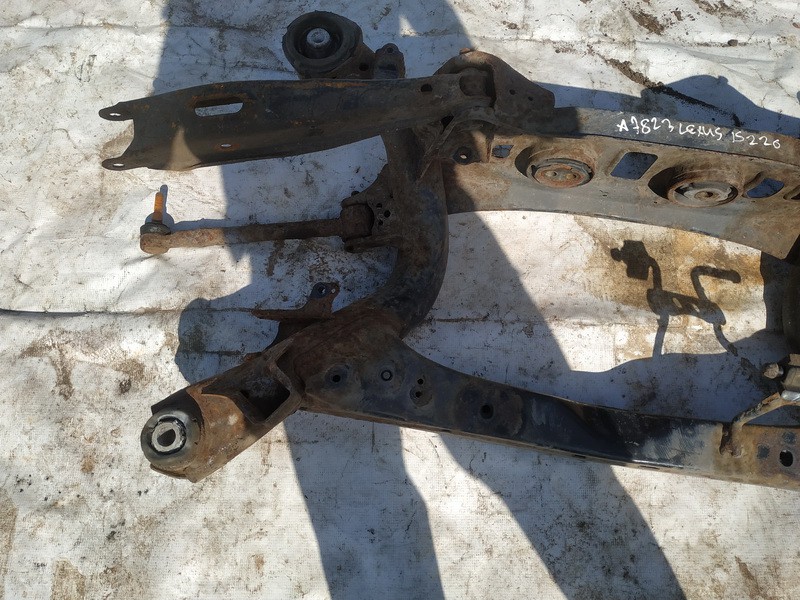 Lexus IS - CLASS 2007 Pont Axial Arrière Avec Moyeux Supports Broche - Thumbnail 2