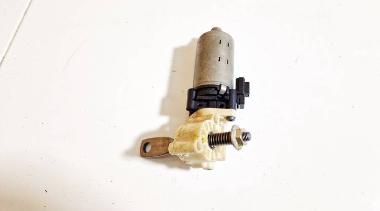8582033020 Lexus IS - CLASS 2008 Seat Motor Regulator - FRONT LEFT - Thumbnail 3