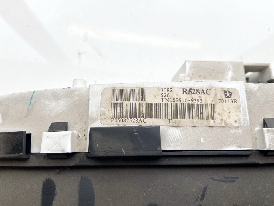 TN1575107252 Chrysler Voyager 2004 Speedometers - Cockpit - Speedo Clocks Instrument - Thumbnail 3