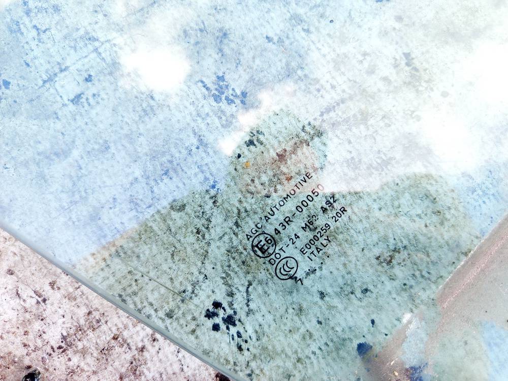 AS2 Volvo C30 2008 Door-Drop Glass - FRONT RIGHT - Thumbnail 3