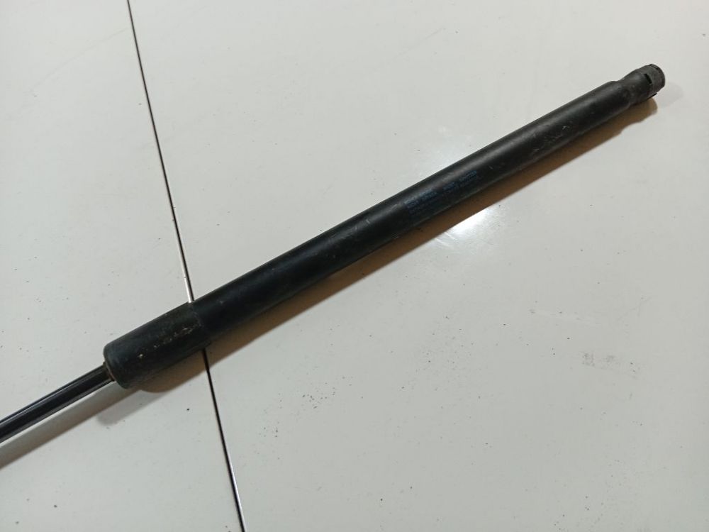 Mazda CX-30 2024 Takaluukun iskunvaimennin - TAKANA - Thumbnail 4