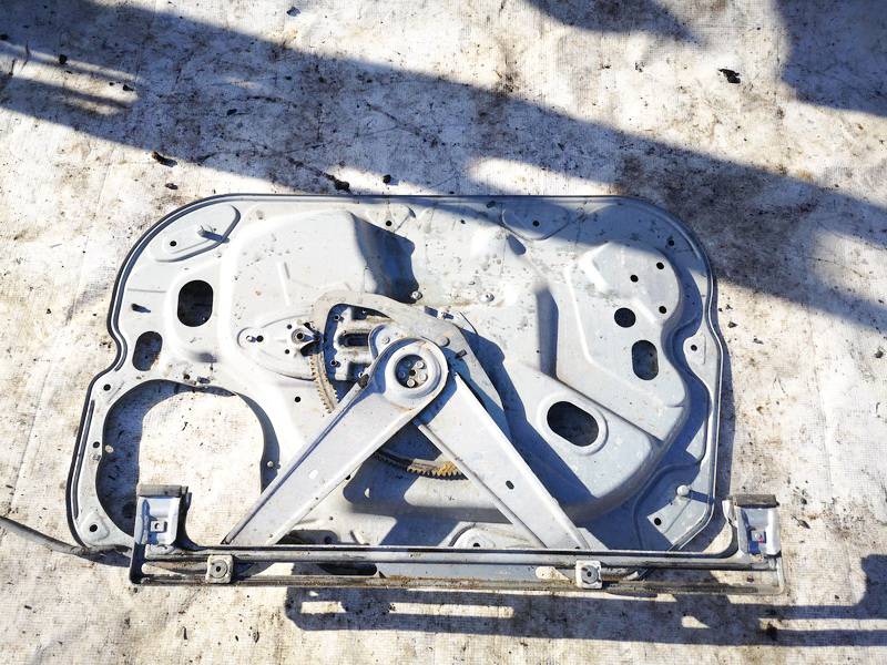 4M51A203A29BG Ford Focus 2005 Durvju loga pacēlājs - PRIEKŠA PA KREISI