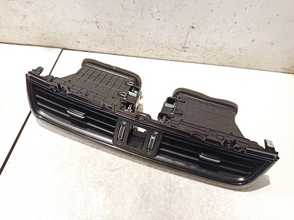 D497410900 Kia Optima 2017 Wloty powietrza do kabiny