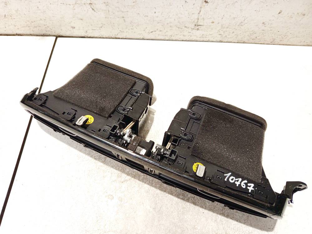 D497410900 Kia Optima 2017 Wloty powietrza do kabiny - Thumbnail 2