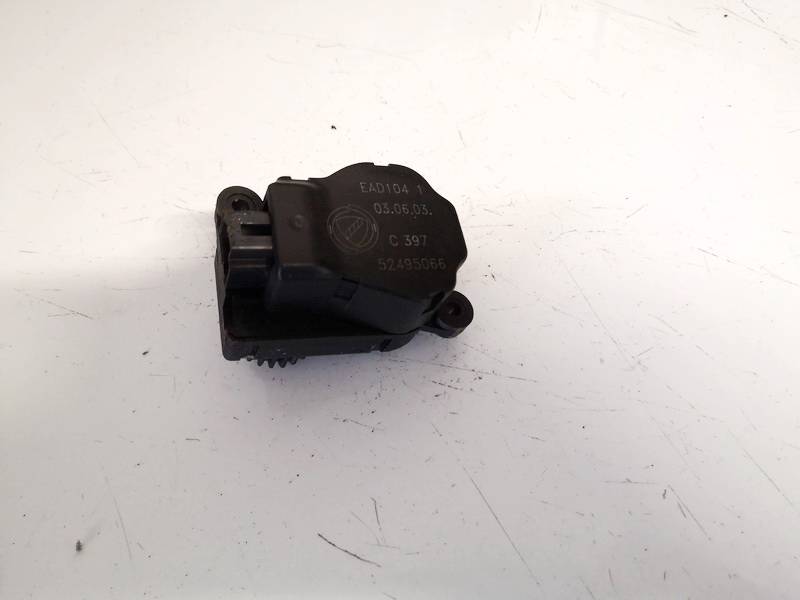 52495066 Alfa-Romeo 147 2004 Stellmotor Heizungsstellmotor Gebläse