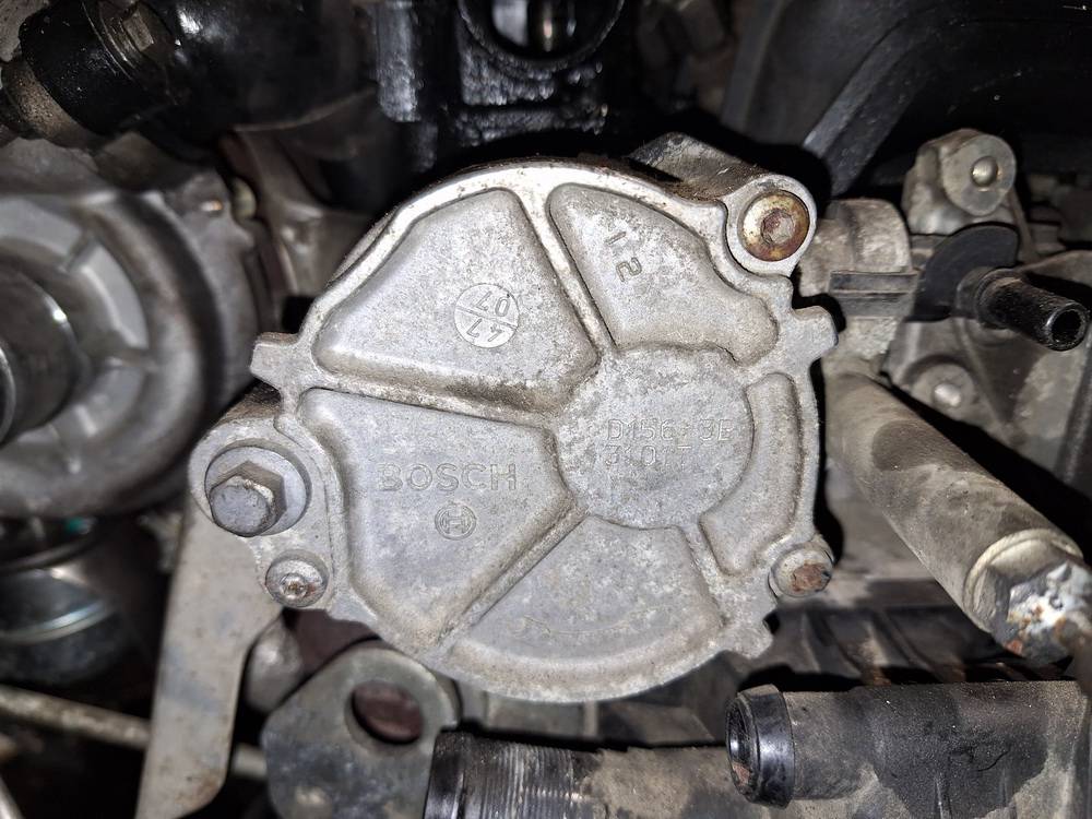 D1563B Citroen C4 2008 Brake Vacuum Pump