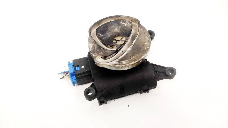 8E1820511C Audi A4 2001 Silnik klapki nagrzewnicy - Thumbnail 2