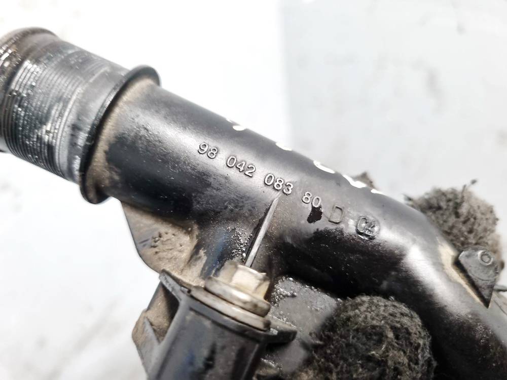 9804208380 Citroen C4 Picasso 2016 Kołnierz układu chłodzenia (pokrywa obudowy termostatu układu chłodzenia silnika) - Thumbnail 4