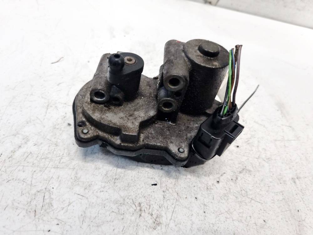 06F133482E Audi TT 2009 Механизм изменения длины впускного коллектора