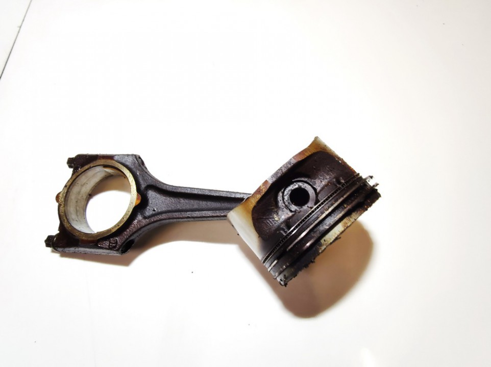 Opel Vectra 1998 Piston and Conrod (Connecting rod)