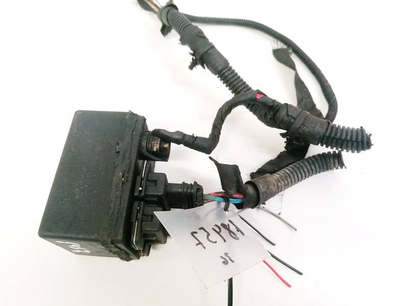 0281003004 USED Glow plug relay Fiat Croma 2006 1.9L EIS01772757