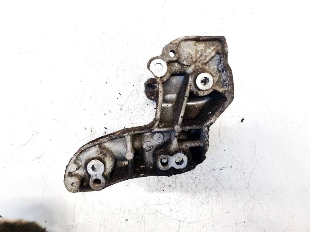 Mazda 2 2004 Wspornik silnika