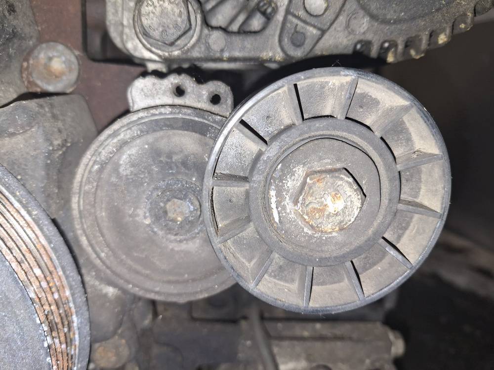 Volvo S40 2004 Tensioner Belt (Gates Tensioner Pulley) - Thumbnail 3