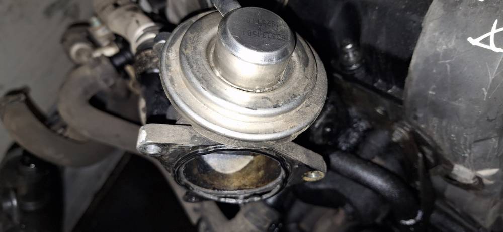 038131501AF Volkswagen Touran 2005 EGR Valve Exhaust Gas - Thumbnail 4