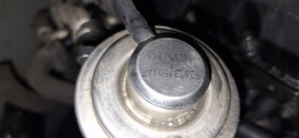 038131501AF Volkswagen Touran 2005 EGR Valve Exhaust Gas - Thumbnail 3