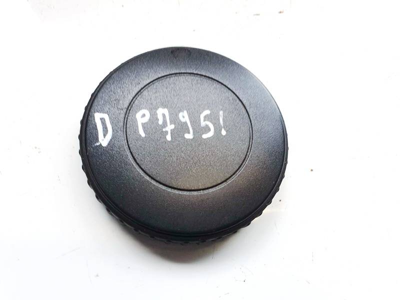 1J0881673 Volkswagen Touran 2004 Wykończenie wnętrza (plastikowe elementy) - Thumbnail 2