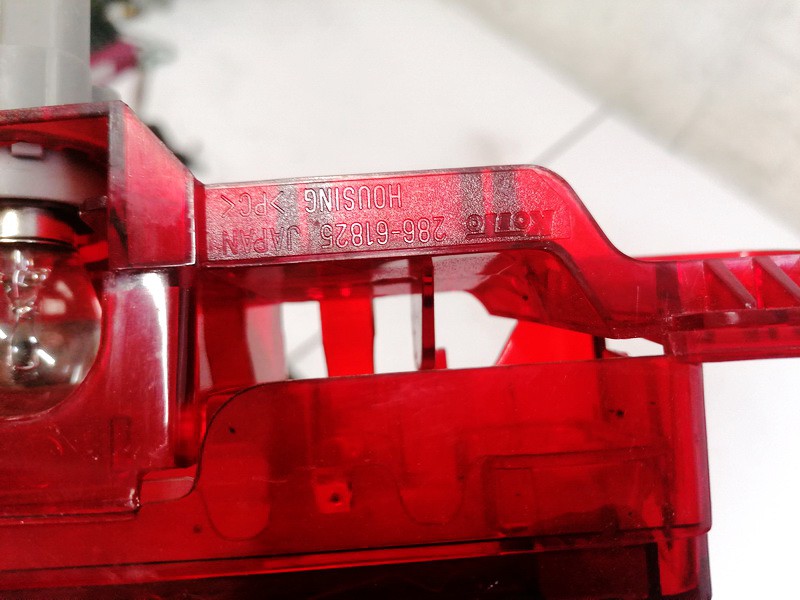 28661825 Mazda 626 1997 PILOTO CENTRAL DE FRENO, Luz de freno adicional tercera - Thumbnail 3