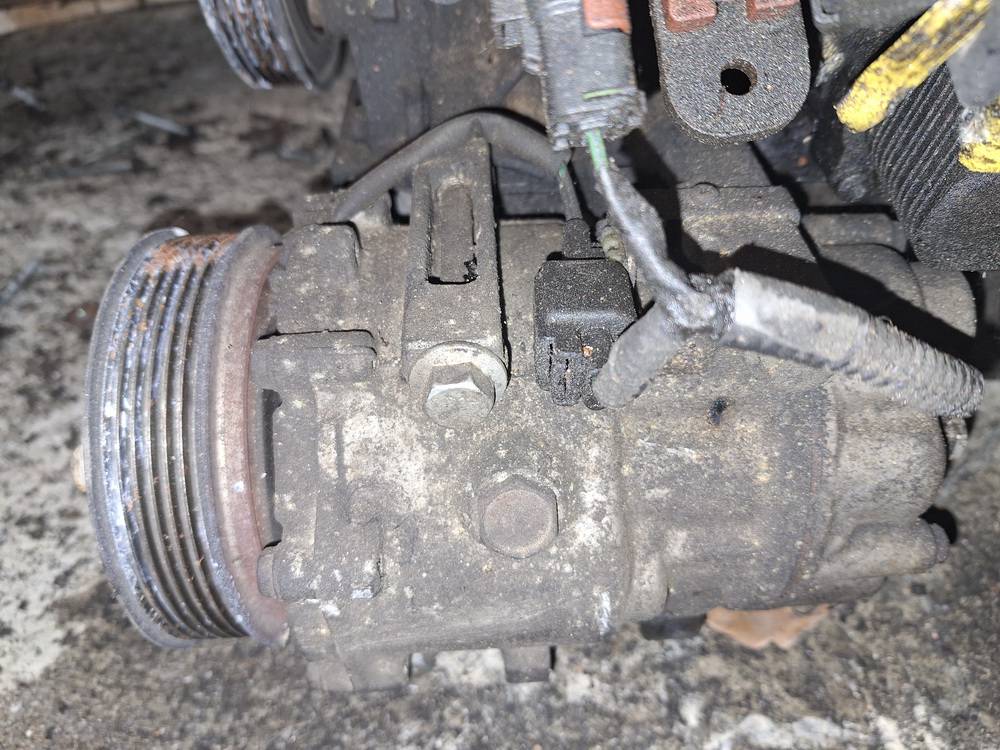 Volvo S40 2004 AC AIR Compressor Pump