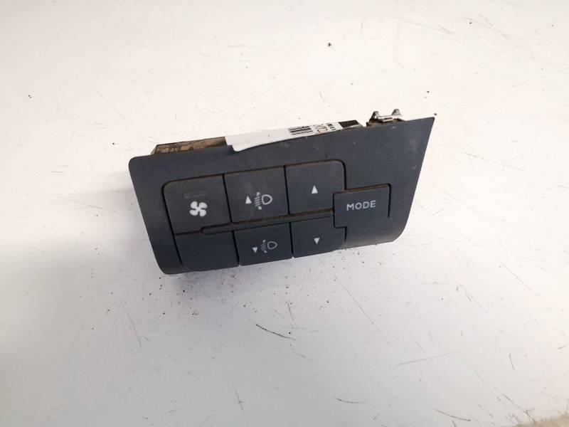 B569 Peugeot Boxer 2007 Headlight Range Control Light Controller Lighting