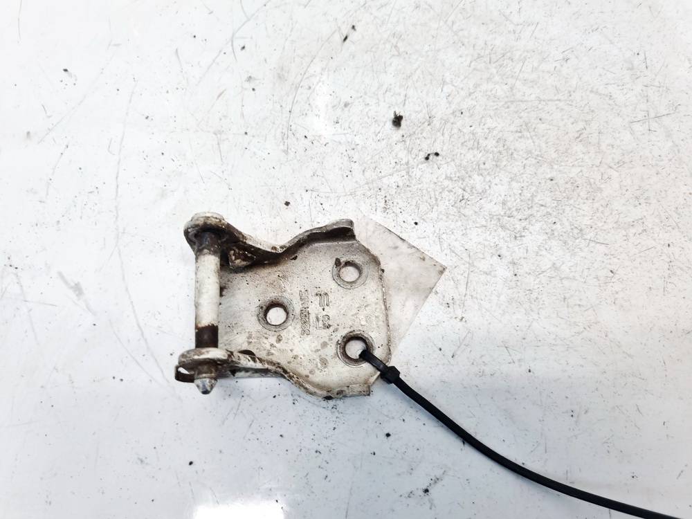 322ERA3E Ford Transit 2004 Priekiniu duru vyris P.