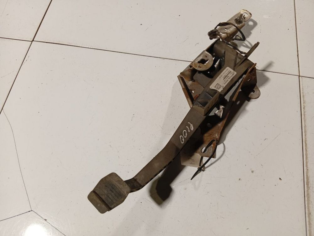 3M517B633XC Ford C-MAX 2007 Clutch pedal